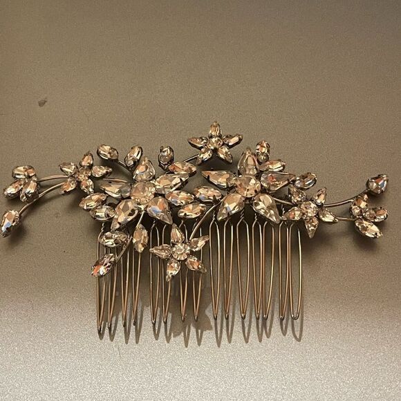 NWT INC International Concepts crystal rhinestone flower hair comb - Picture 1 of 3